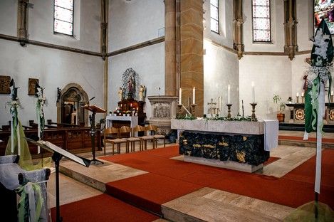 kirche-kirchliche-hochzeit-pfalz-hochzeitsreportage-trauung-hochzeitsfotografin-mannheim-natalie-schampaul-168.jpg