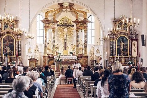 kirche-kirchliche-hochzeit-pfalz-hochzeitsreportage-trauung-hochzeitsfotografin-mannheim-natalie-schampaul-61.jpg
