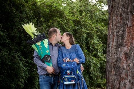 familienshooting-einschulung-erster-schultag-schulkind-fotoshooting-mannheim-ludwigshafen-natalie-schampaul-4.jpg